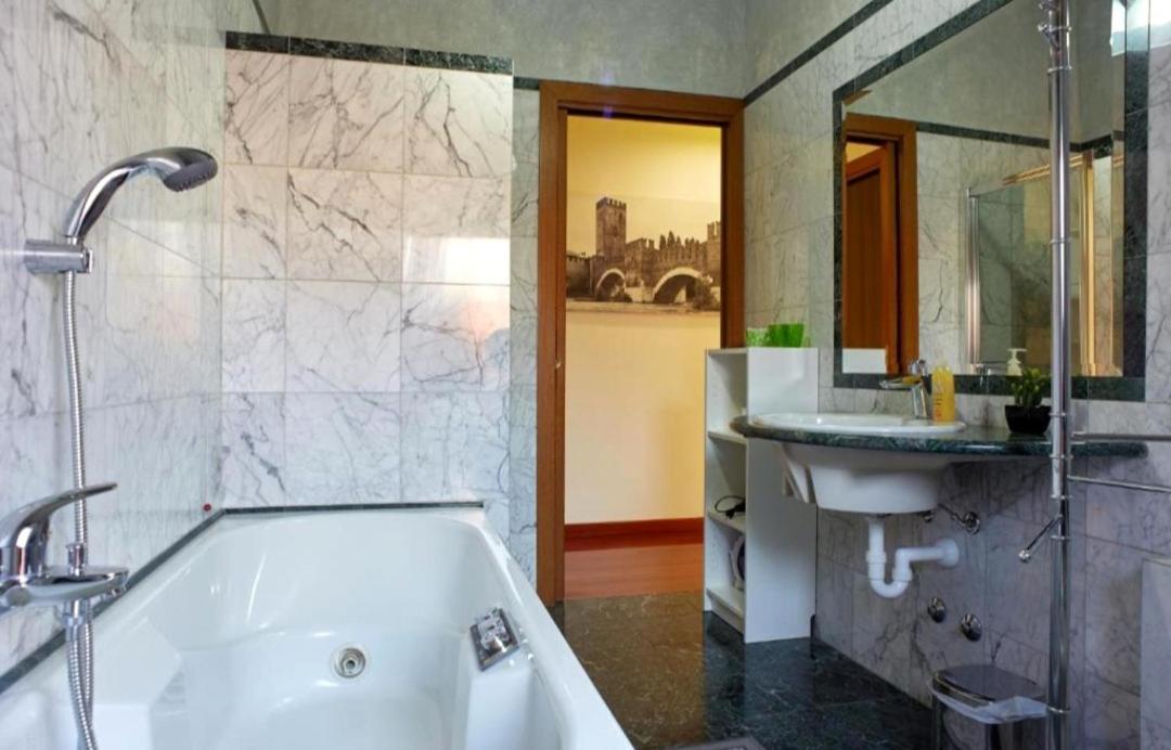 Residenza Fiera Verona In Zewnętrze zdjęcie
